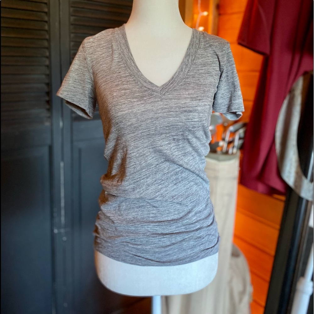 Victoria Secret Pink V-neck size extra small